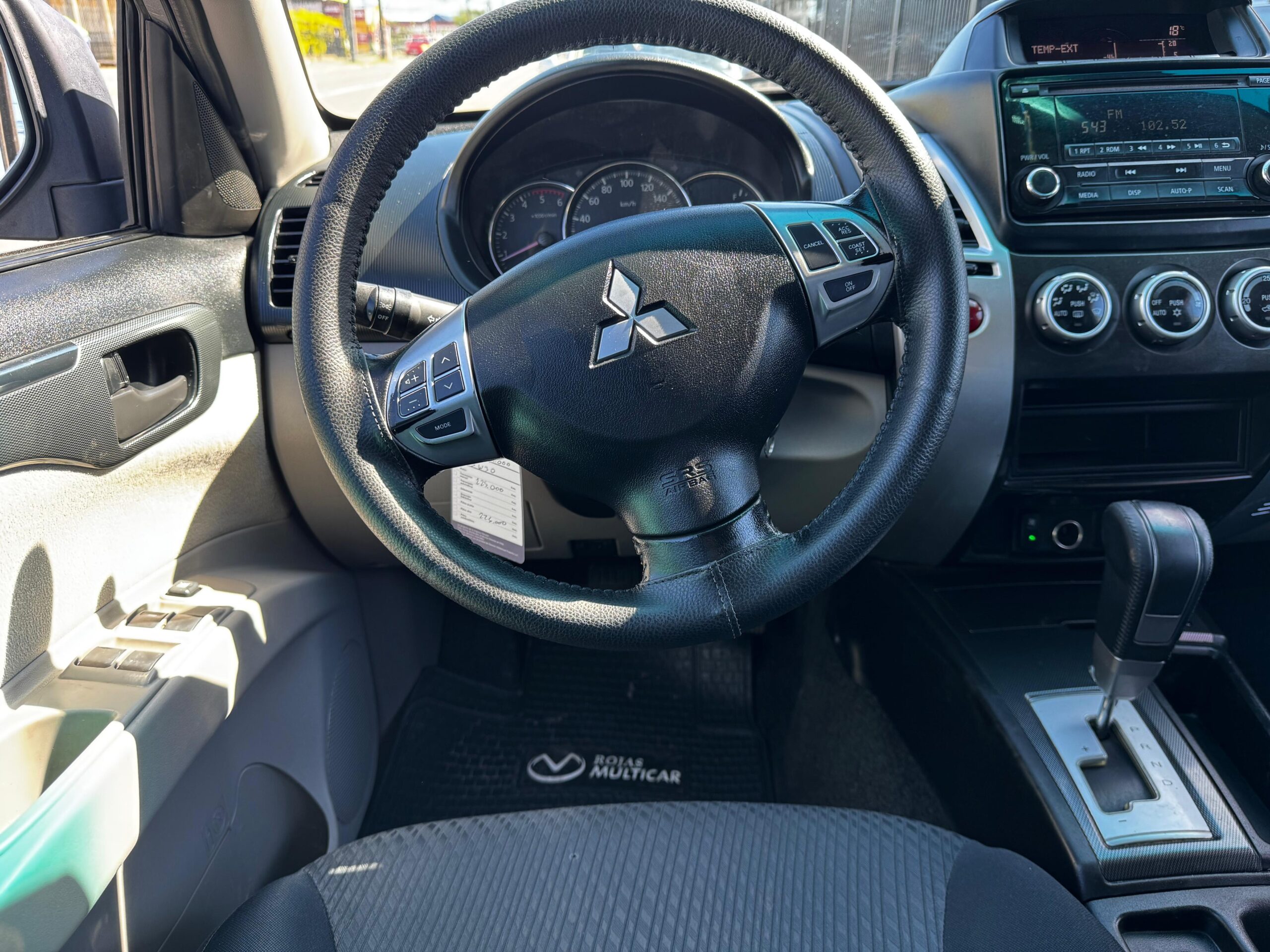 2016 Mitsubishi MONTERO SPORT G2 2.5 AUT - Imagen 5