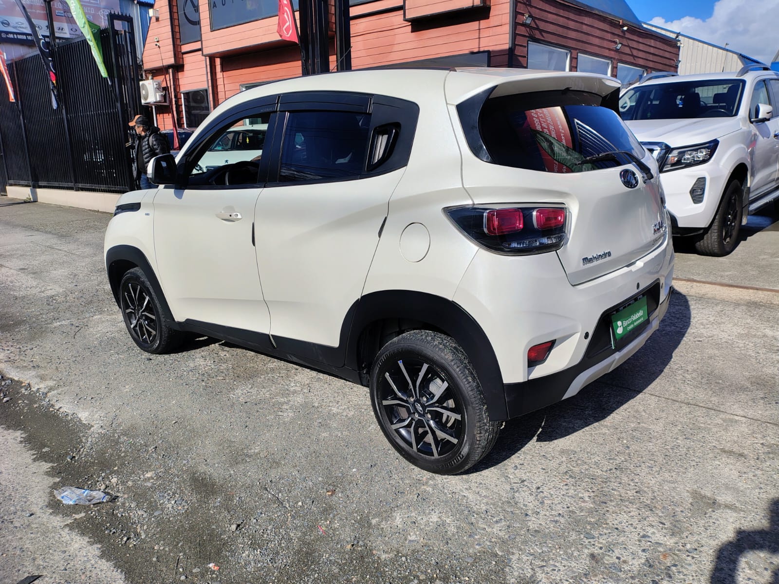 2021 Mahindra KUV100 HB 1.2 - Imagen 7