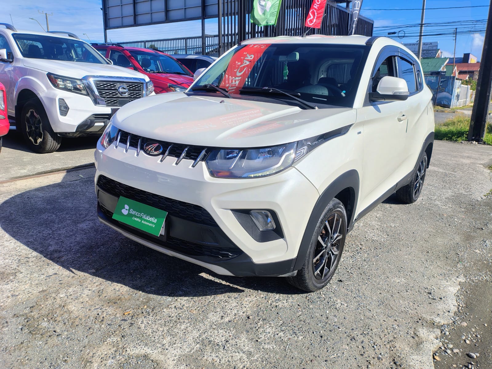 2021 Mahindra KUV100 HB 1.2 - Imagen 2