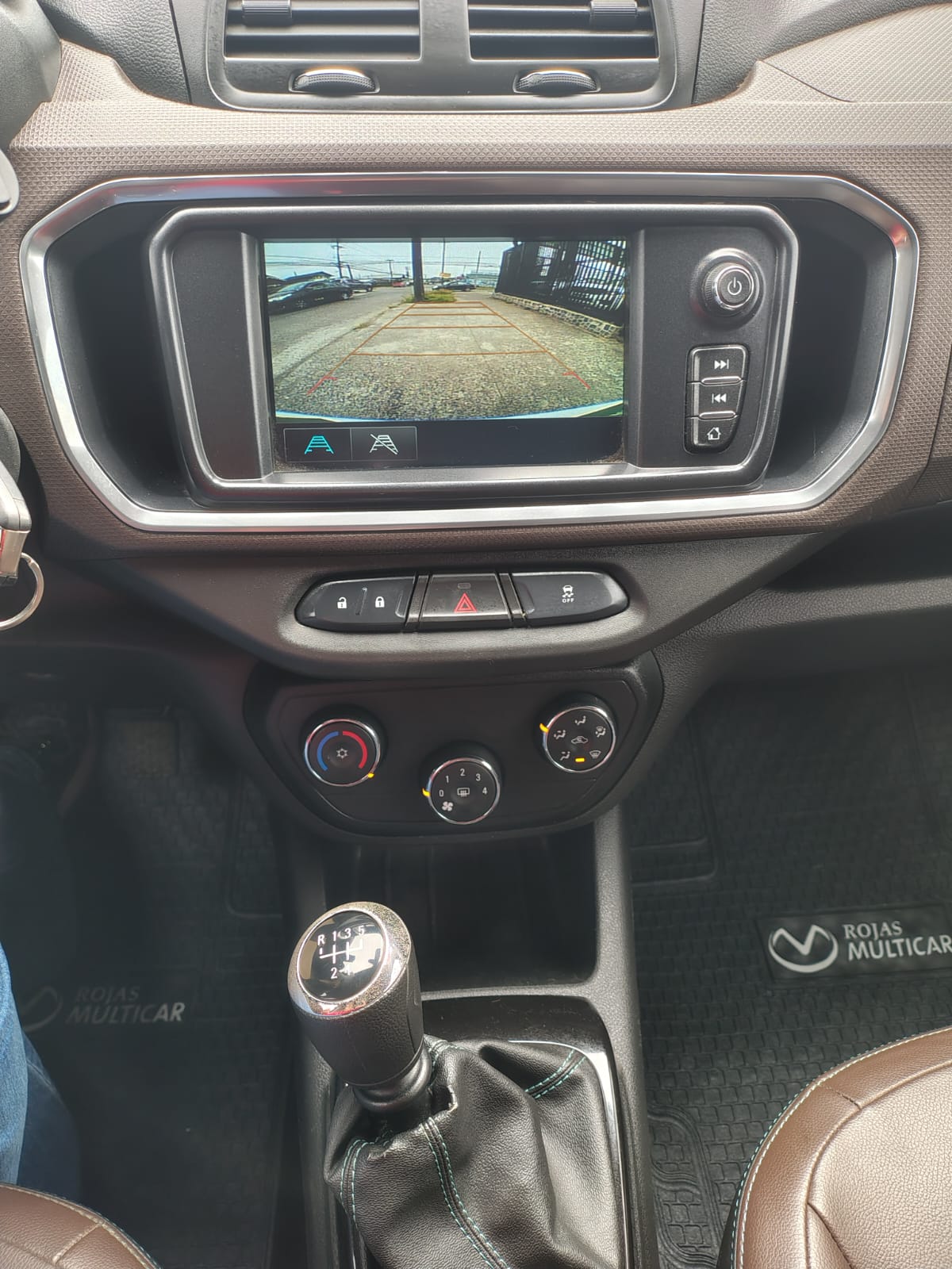 2022 Chevrolet SPIN 1.8 - Imagen 7