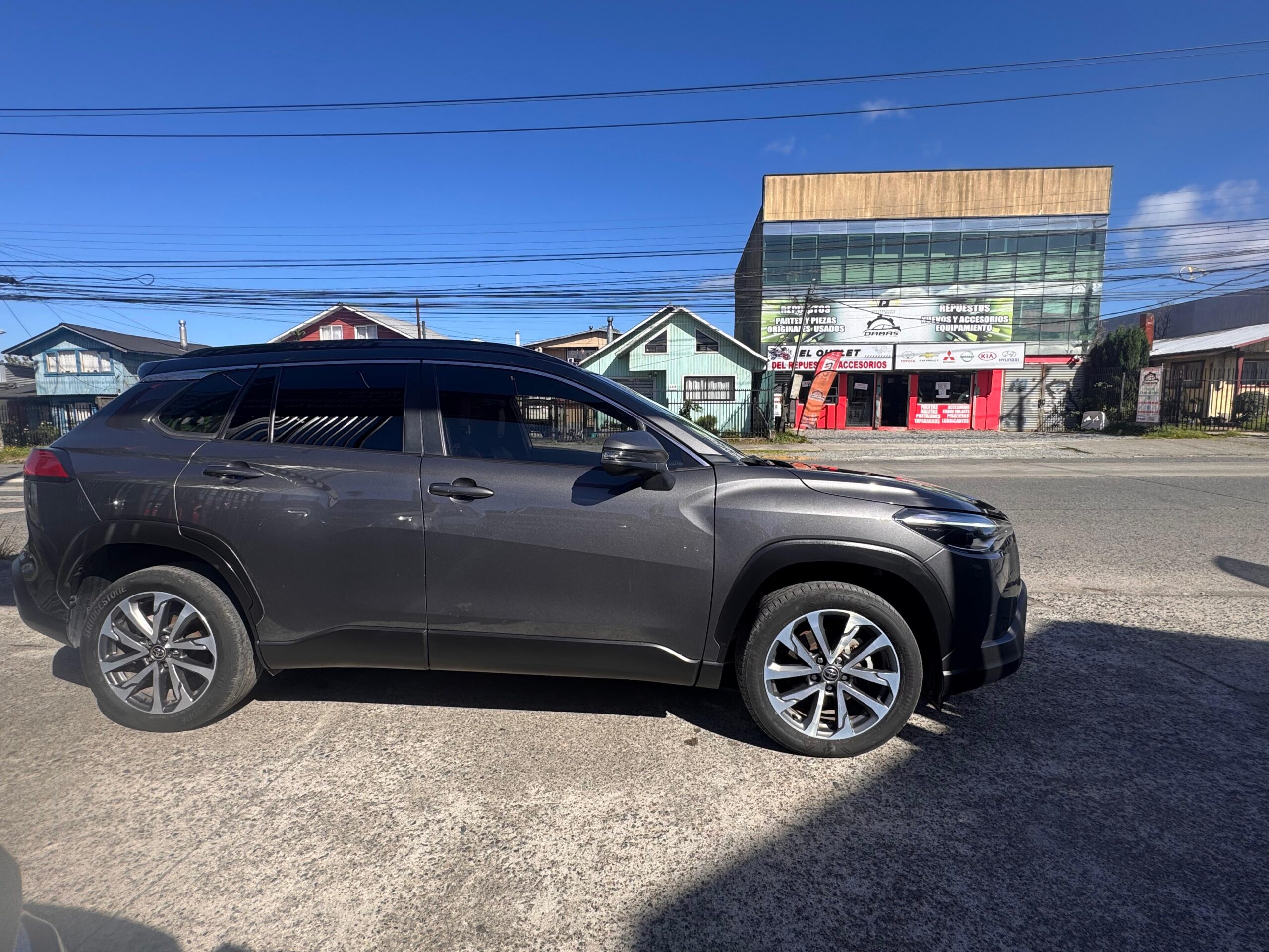 2023 Toyota COROLLA CROSS 4X2 2.0 AUT - Imagen 3
