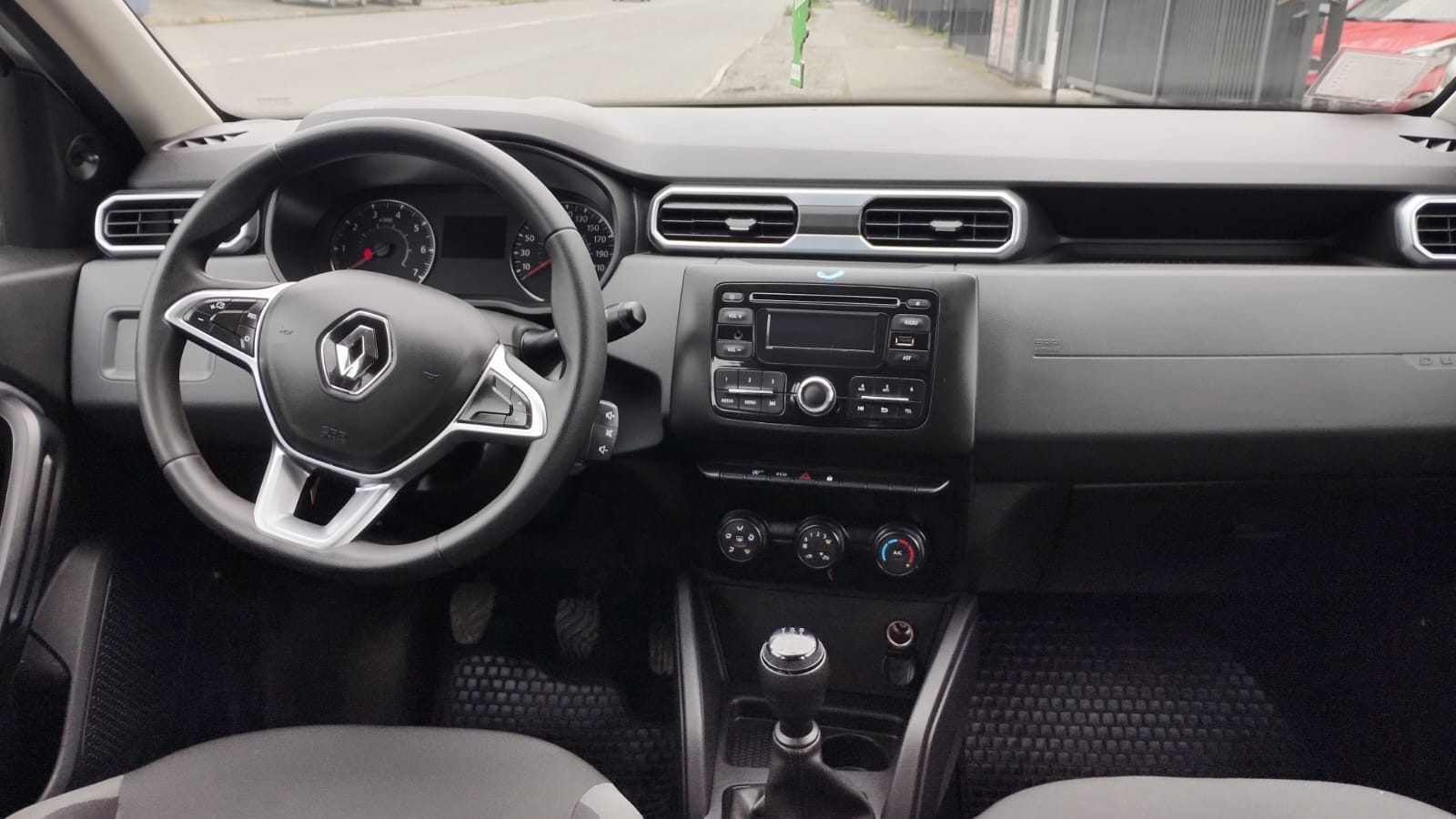 2021 Renault DUSTER II LIFE 1.6 - Imagen 4