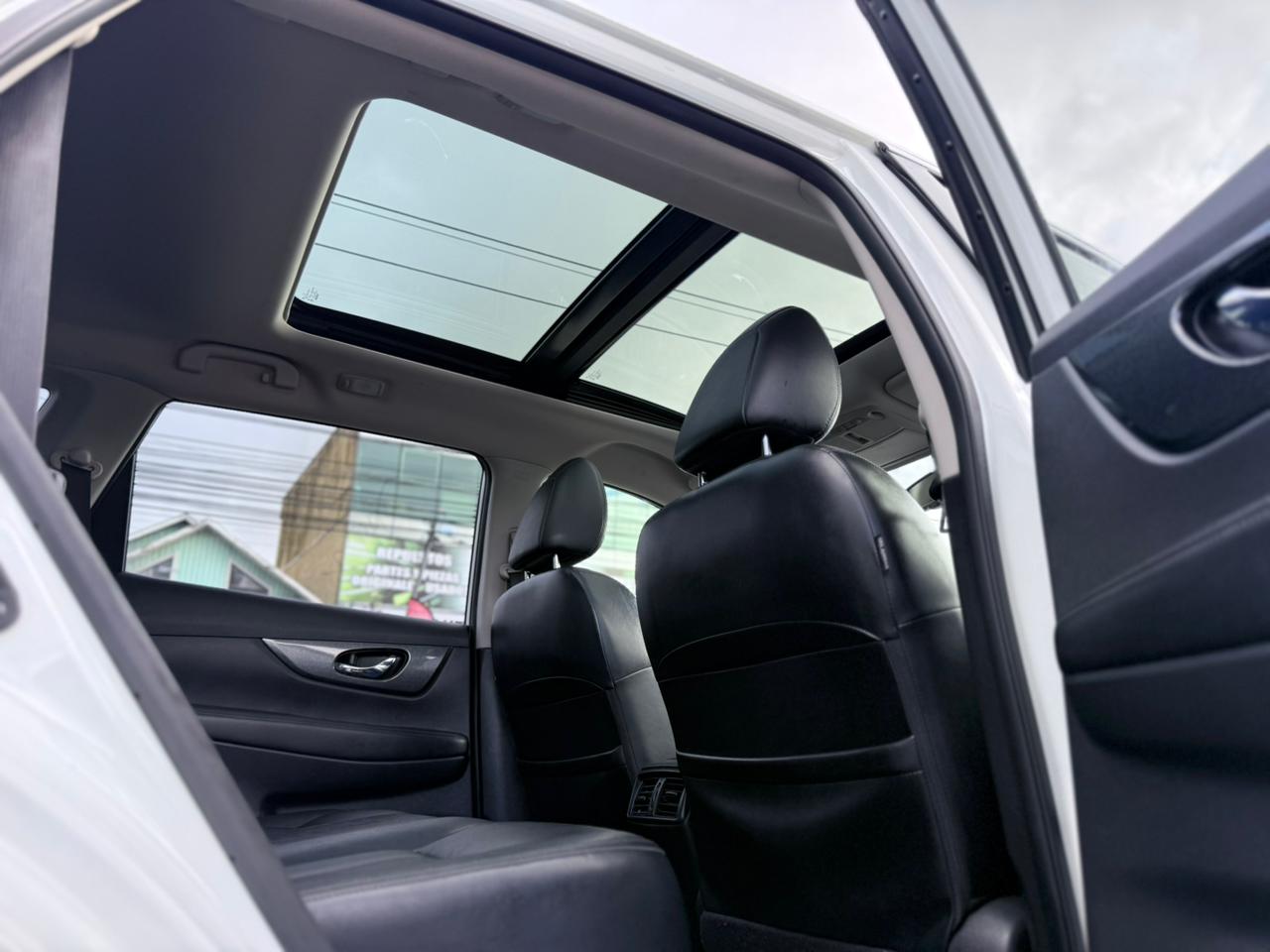 2017 Nissan XTRAIL 4X4 AUT - Imagen 8