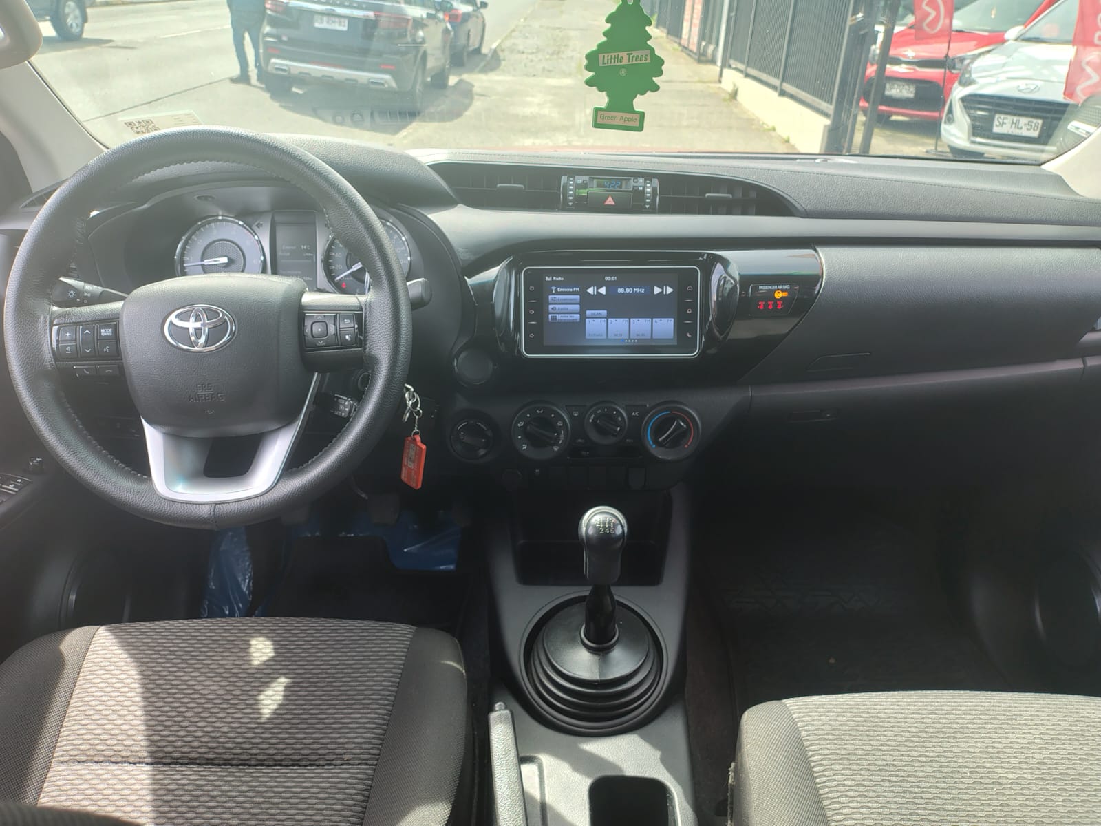 2023 Toyota DIESEL HILUX D CAB DX 4X4 2.4 - Imagen 6