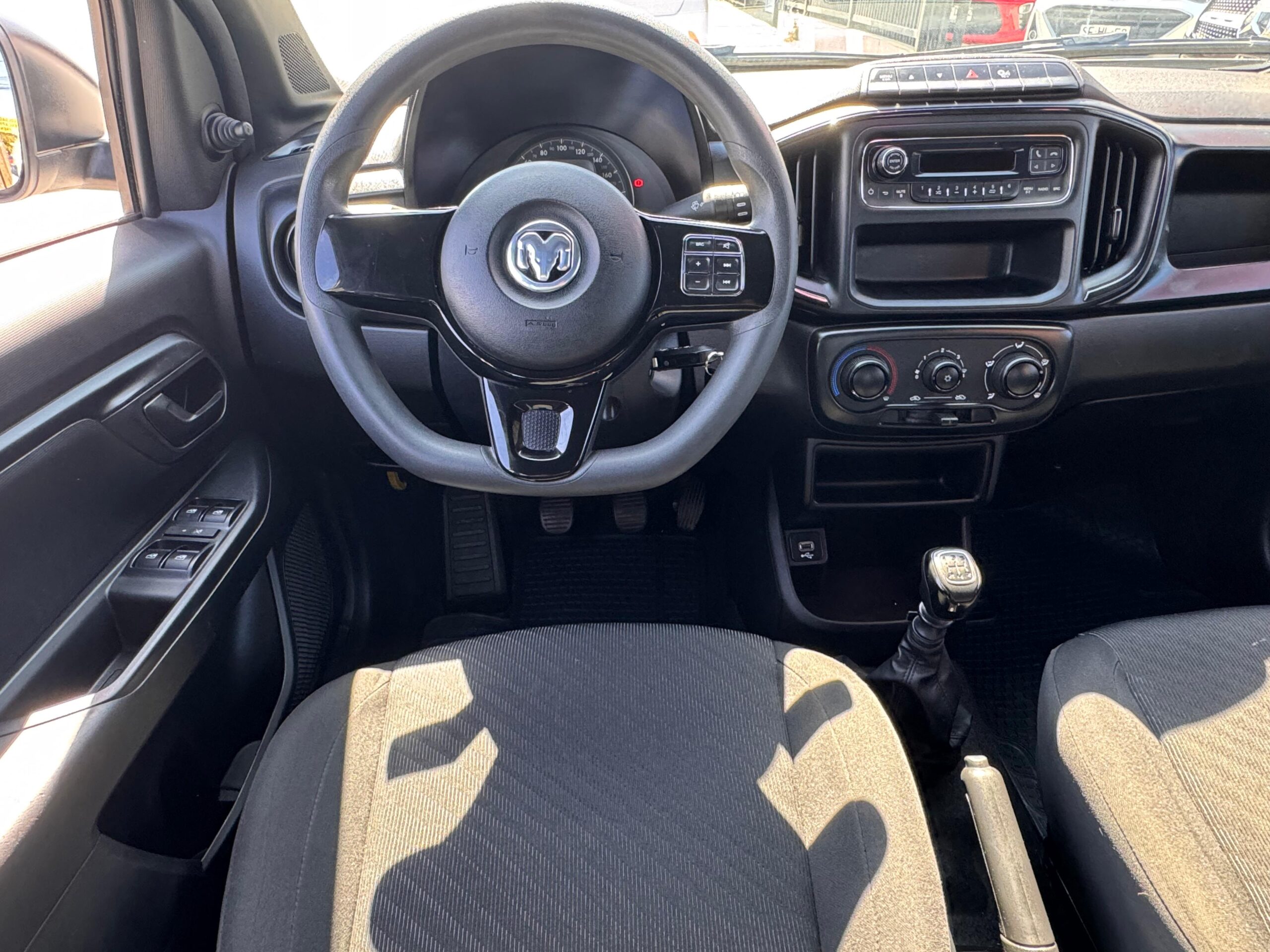2022 Ram BENCINA 700 SLT CD 1.4 - Imagen 16