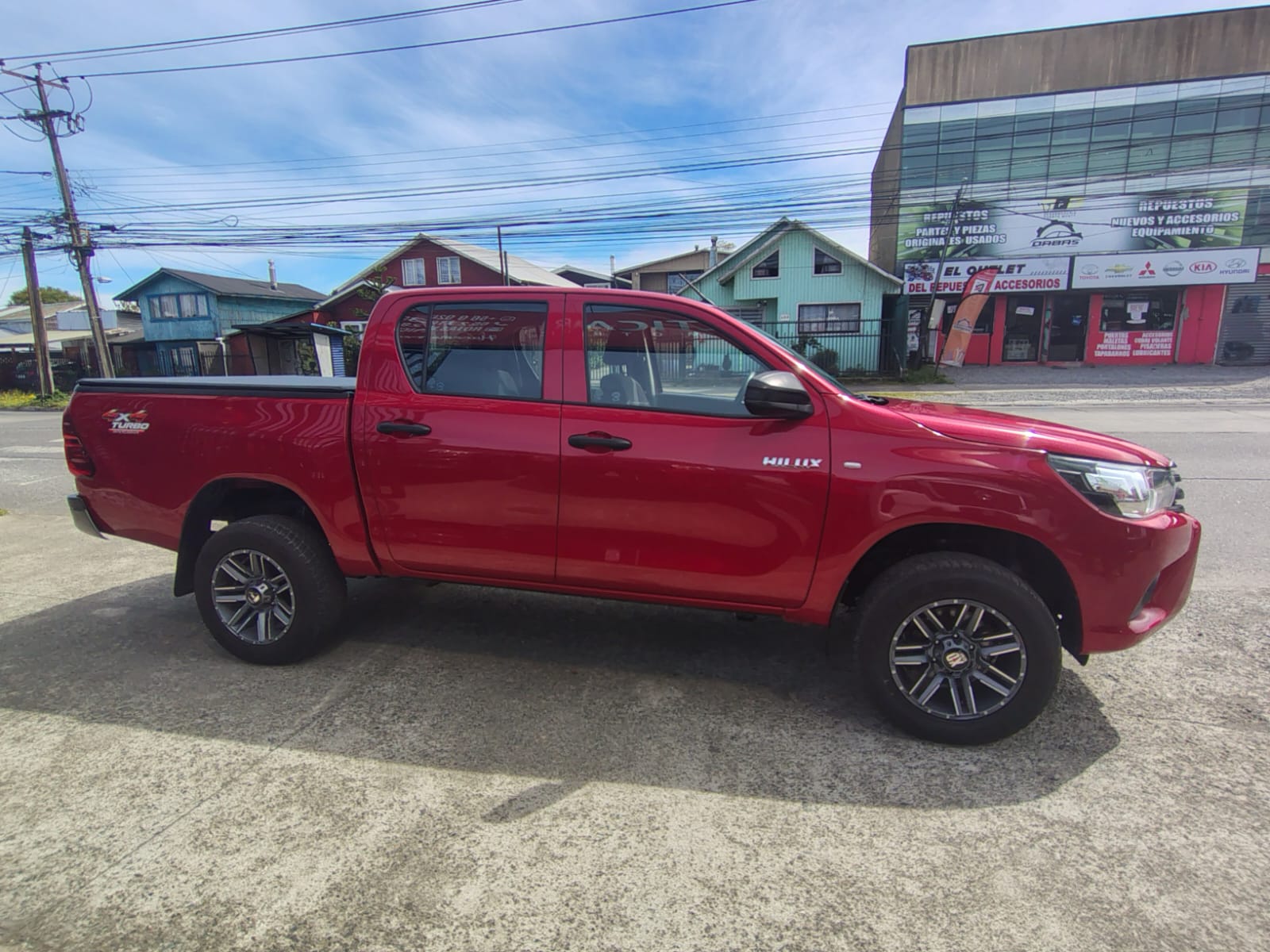 2023 Toyota DIESEL HILUX D CAB DX 4X4 2.4 - Imagen 4