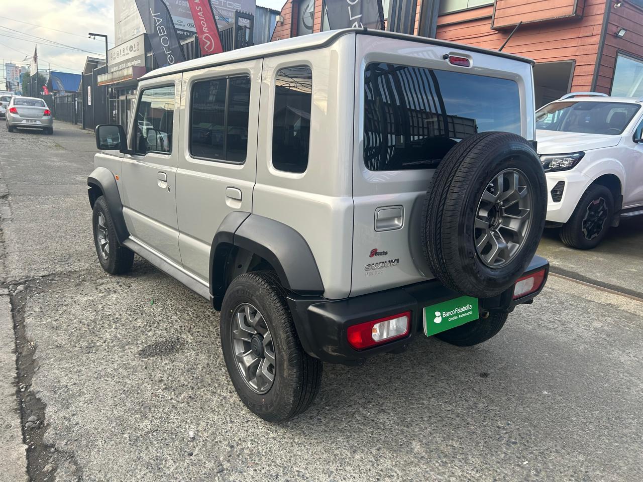 2025 Suzuki JIMNY 4WD 1.5 AUTOMATICO - Imagen 7