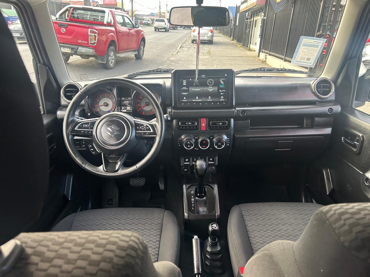 2025 Suzuki JIMNY 4WD 1.5 AUTOMATICO - Imagen 10
