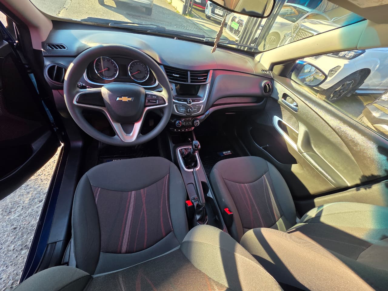 2022 Chevrolet SAIL LS 1.5 - Imagen 9