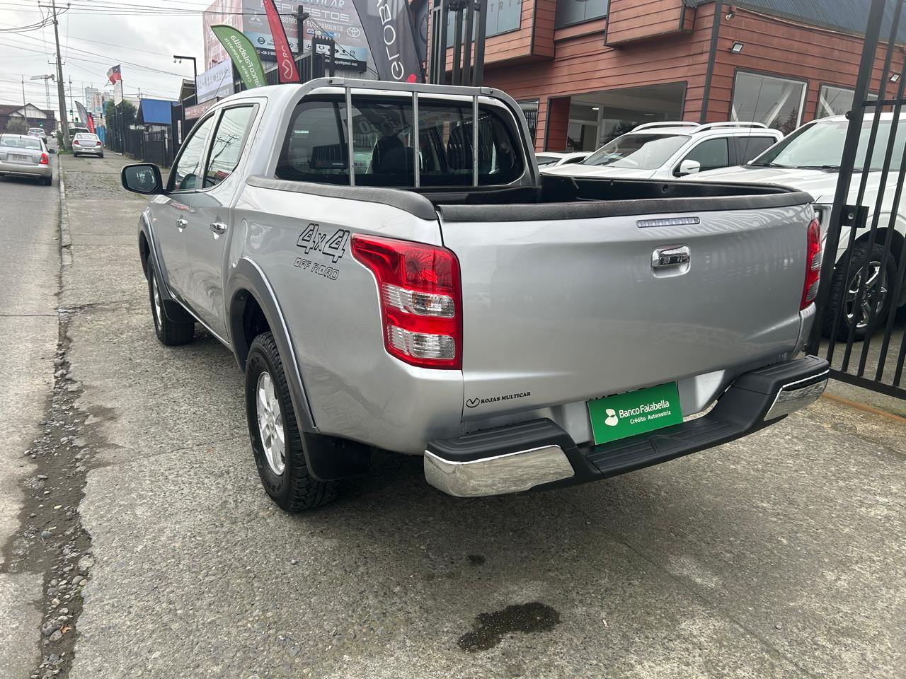 2019 Mitsubishi BENCINA L200 KATANA CRT 2.4 - Imagen 6