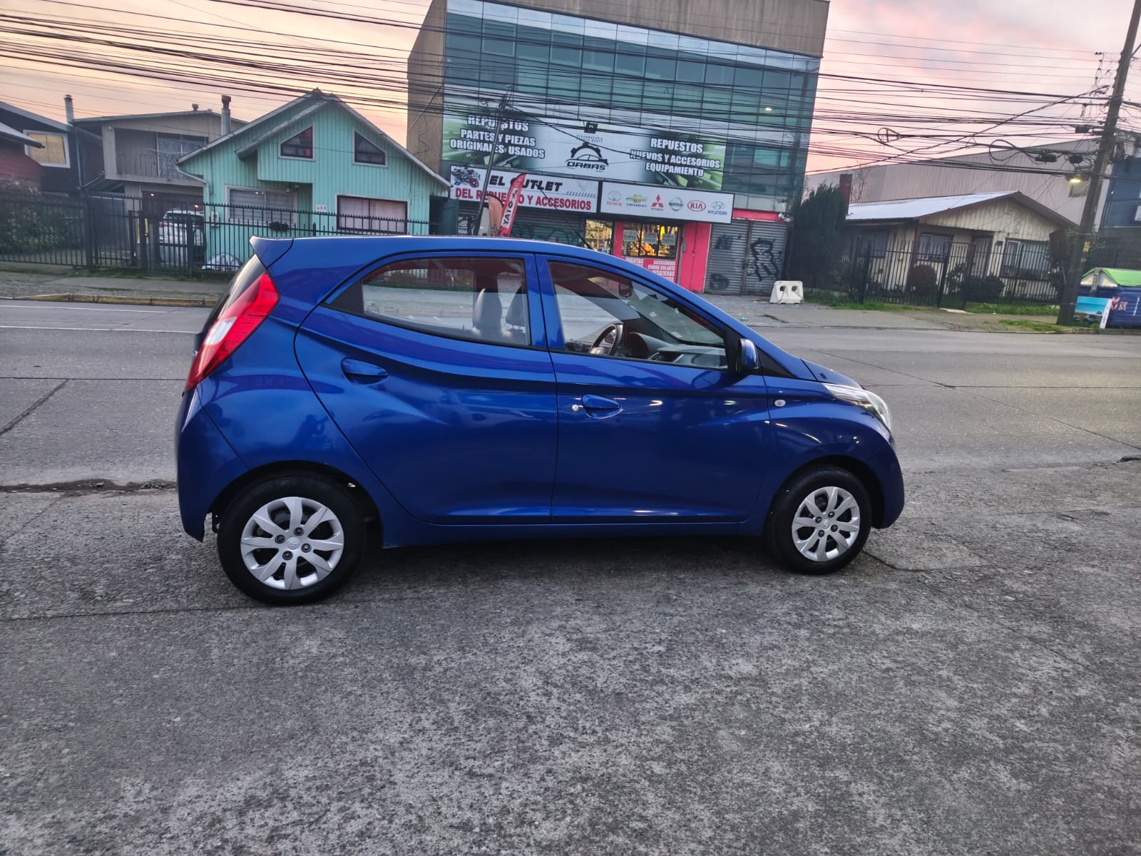 2016 Hyundai BENCINA EON HA HB GL 800CC - Imagen 5