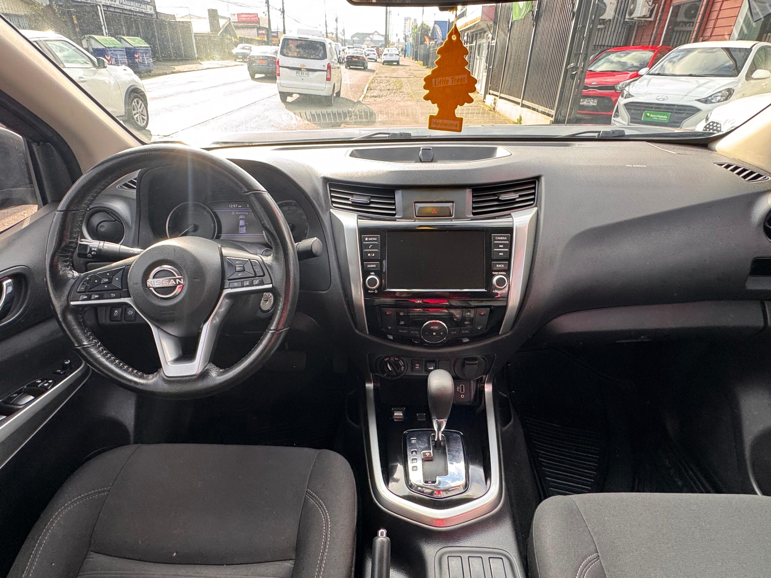 2023 Nissan DIESEL NAVARA D CAB 4X4 2.3 AT - Imagen 7