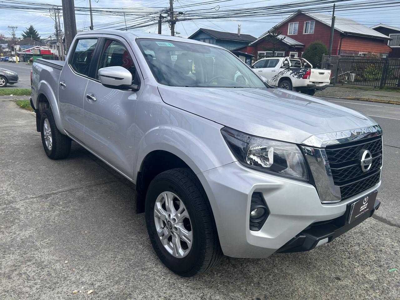 2023 Nissan DIESEL NAVARA D CAB 4X4 2.3 AT - Imagen 10