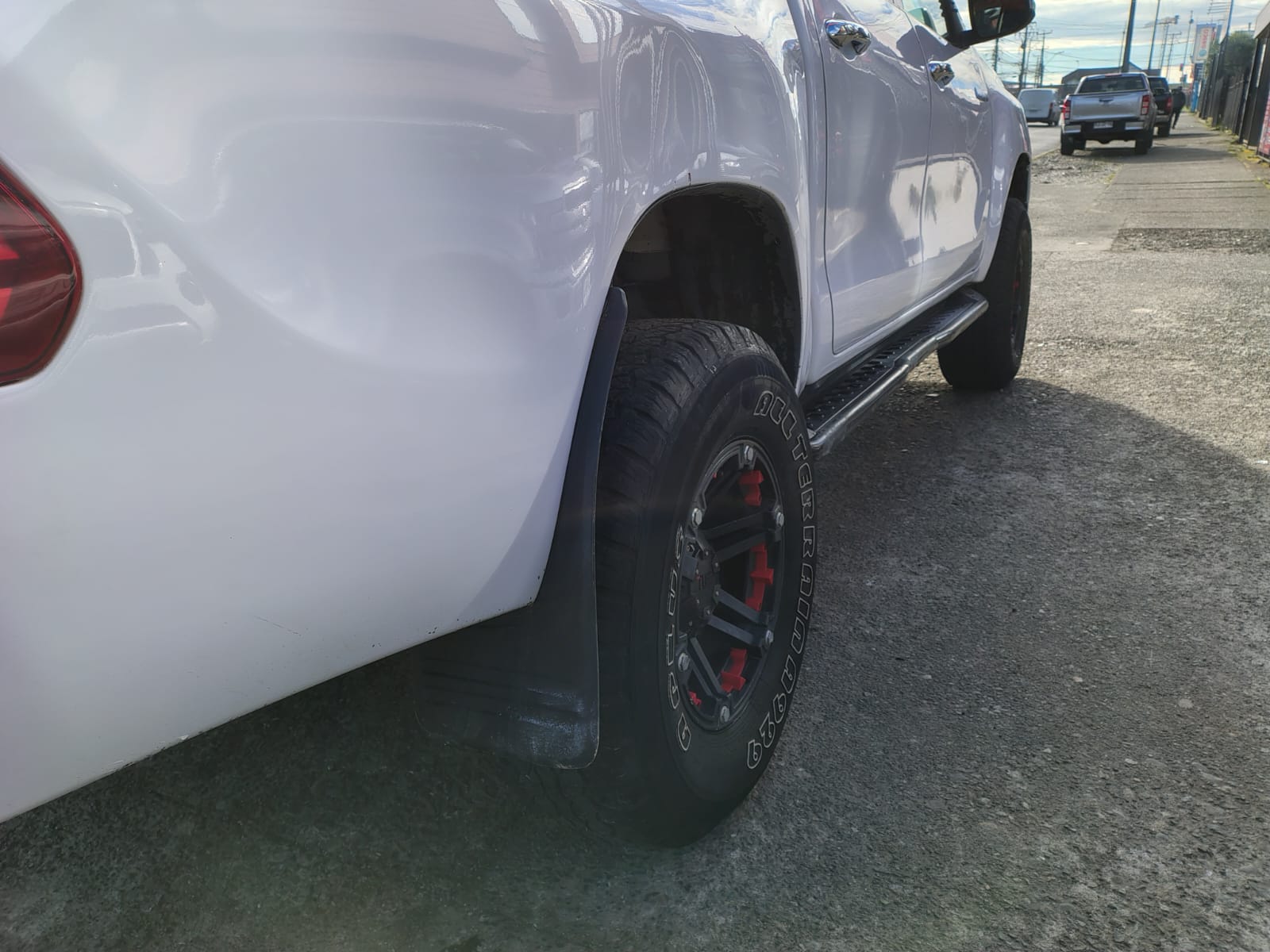 2018 Toyota HILUX SR 4X4 2.4, DIESEL - Imagen 11