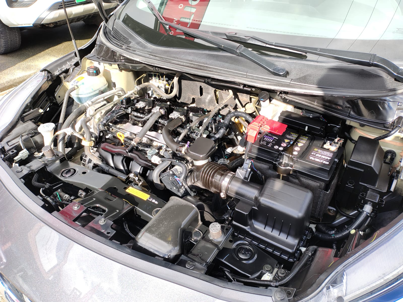 2023 Nissan VERSA MT 1.6 BENCINA - Imagen 11