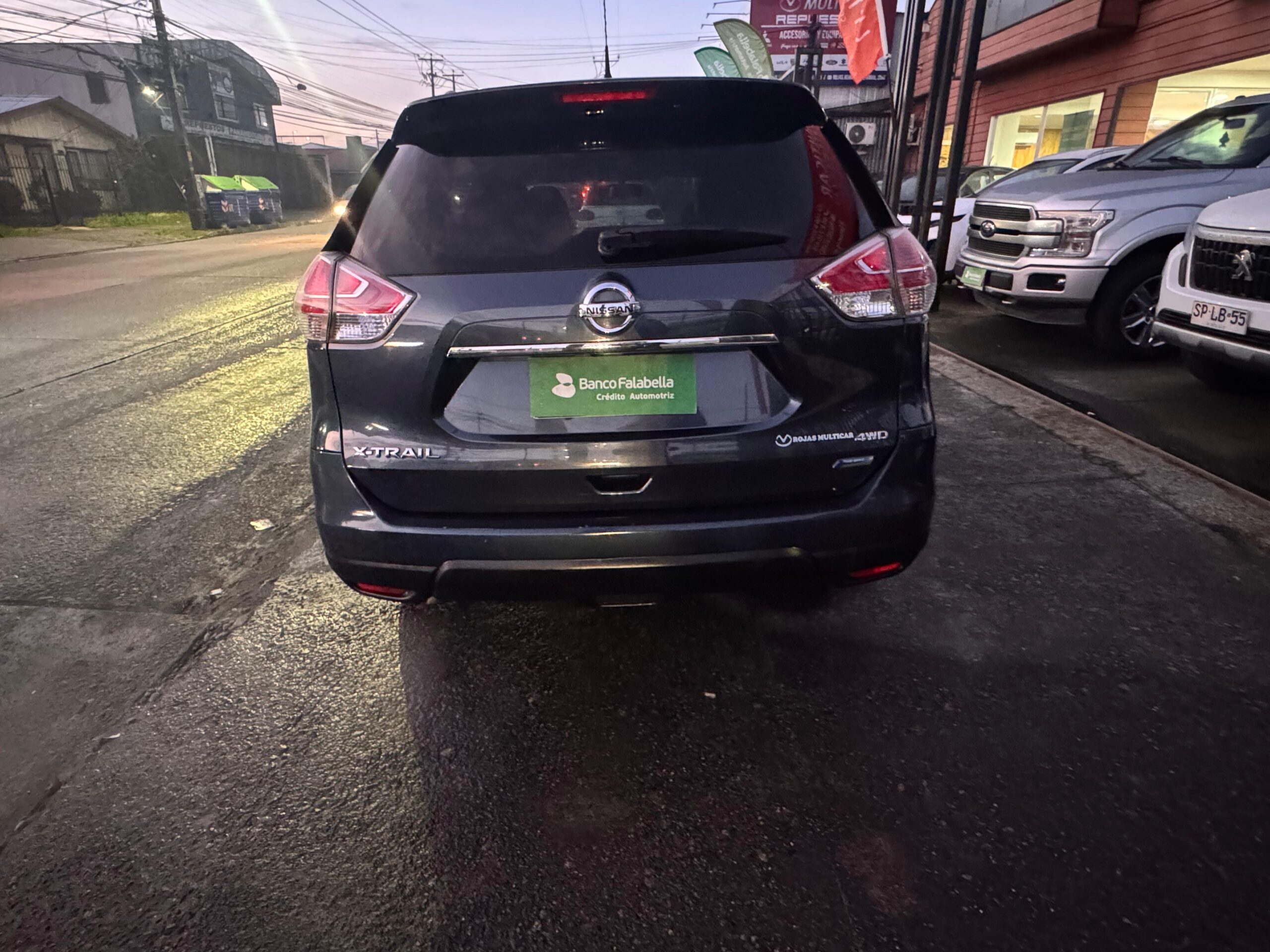 2016 Nissan X TRAIL 2.5 AUT BENCINA - Imagen 13