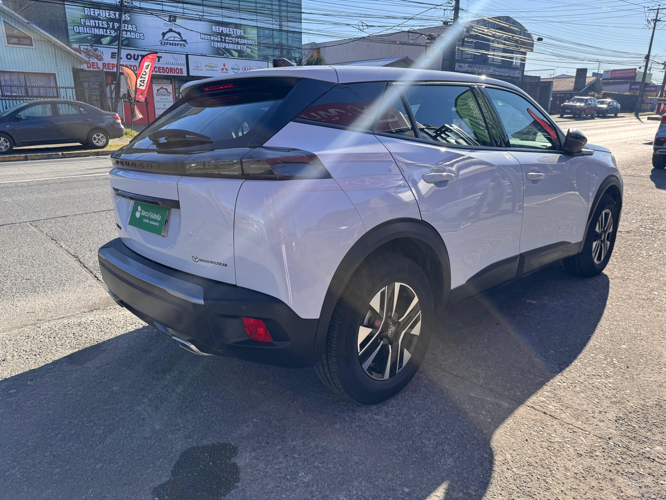 2025 Peugeot BENCINA 2008 ACTIVE 130 1.2 - Imagen 6