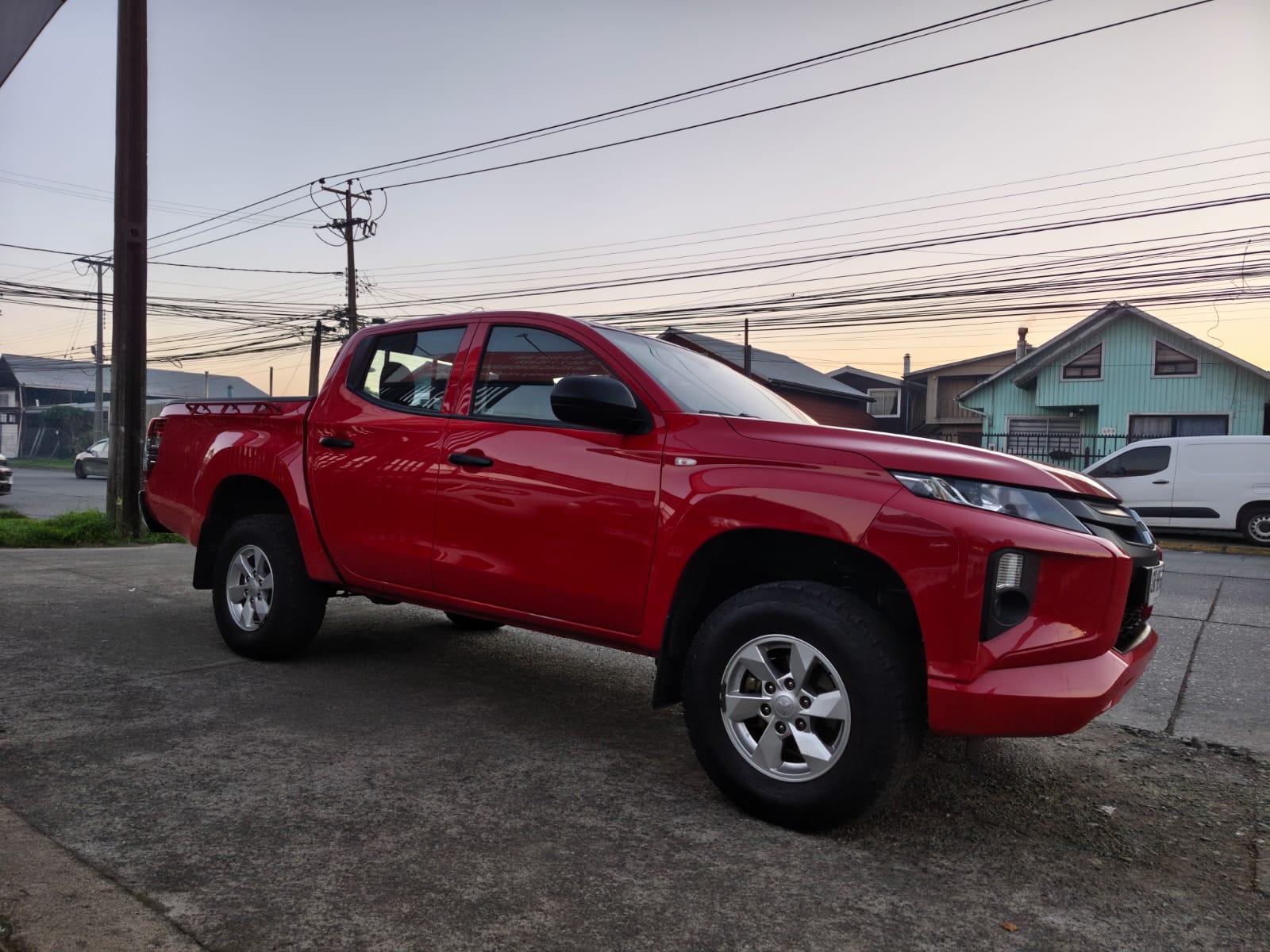 2023 Mitsubishi DIESEL L200 KATANA CRM 4X4 2.4 - Imagen 2