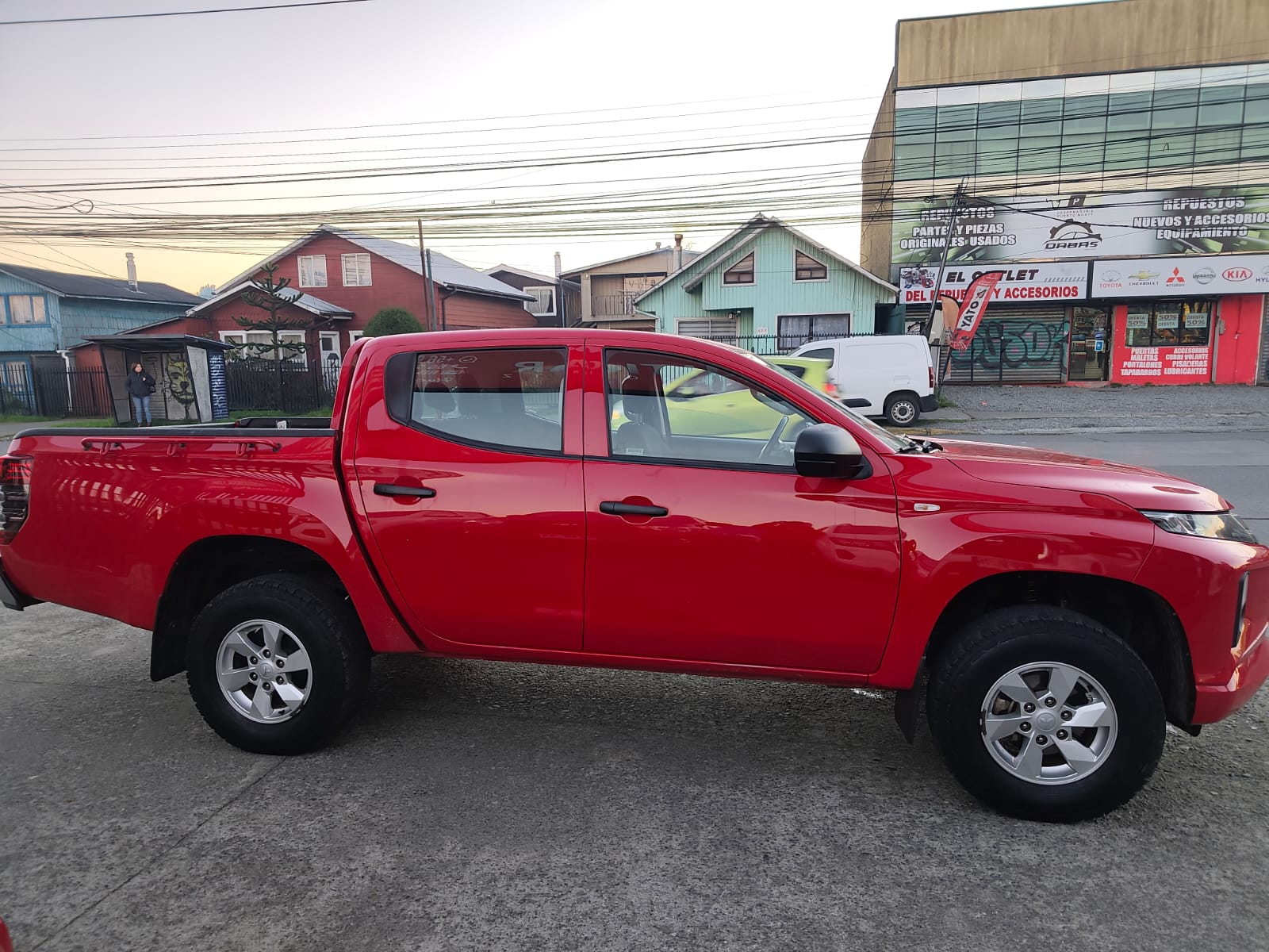 2023 Mitsubishi DIESEL L200 KATANA CRM 4X4 2.4 - Imagen 9