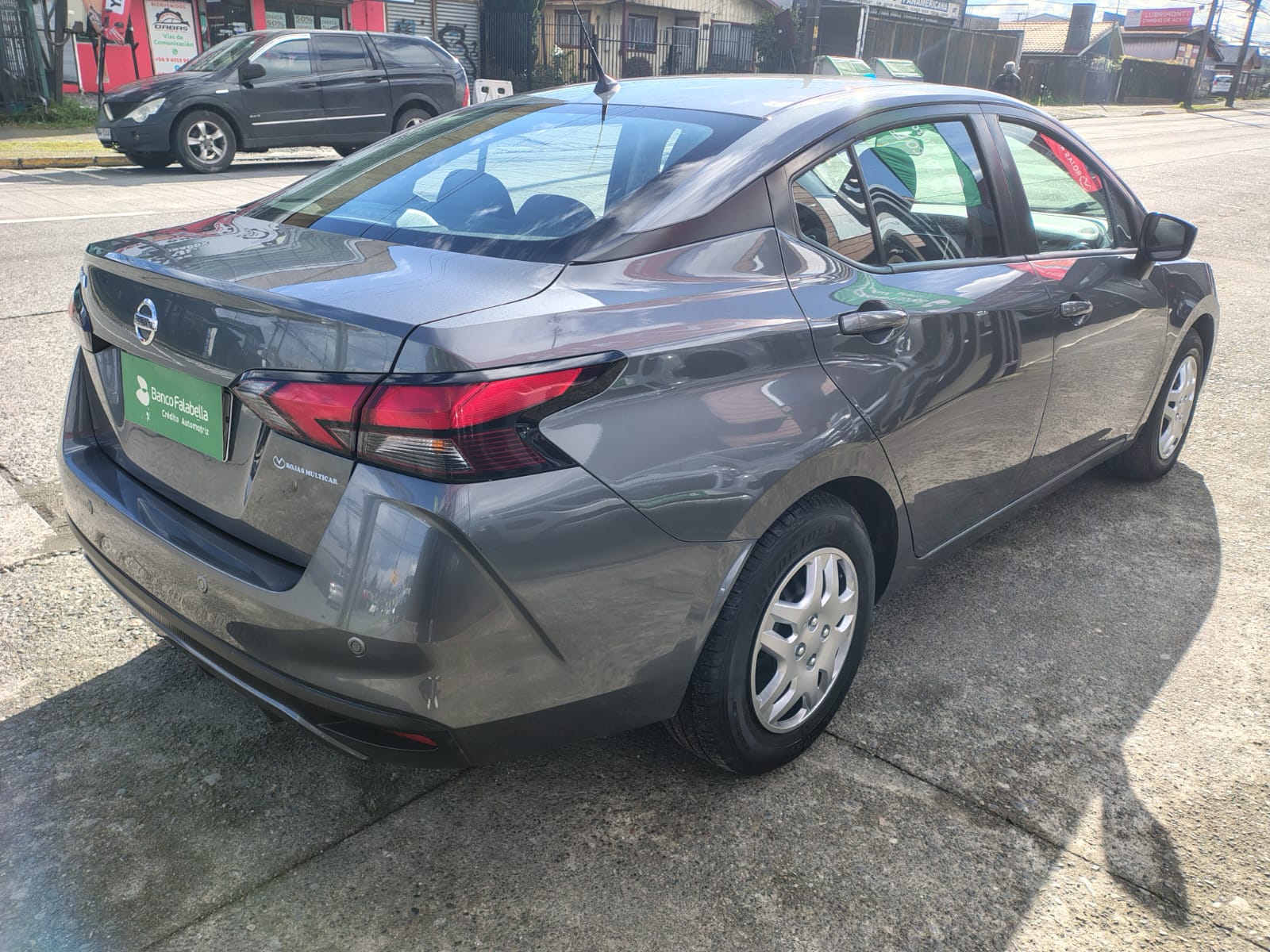 2023 Nissan VERSA MT 1.6 BENCINA - Imagen 4