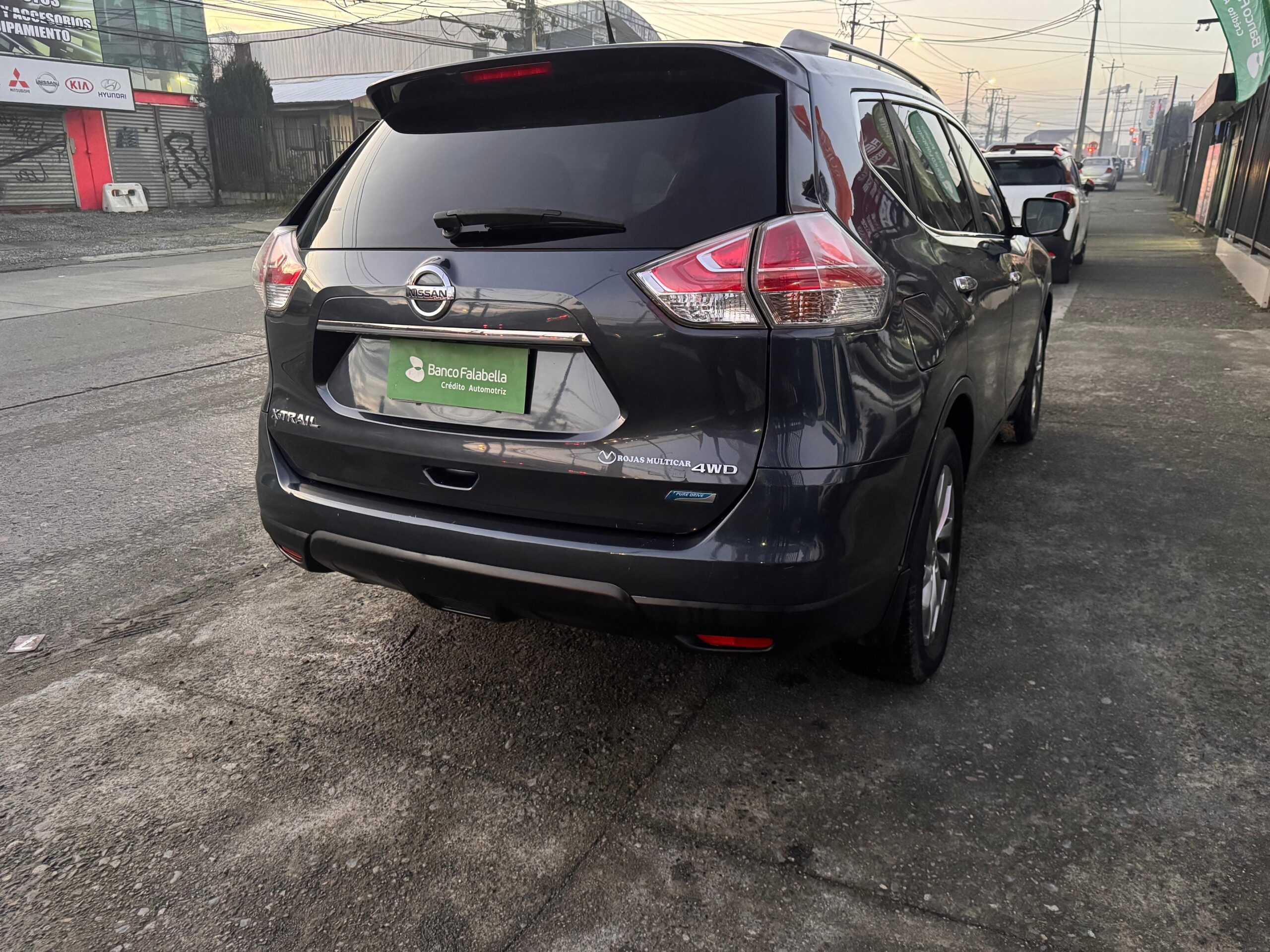 2016 Nissan X TRAIL 2.5 AUT BENCINA - Imagen 7