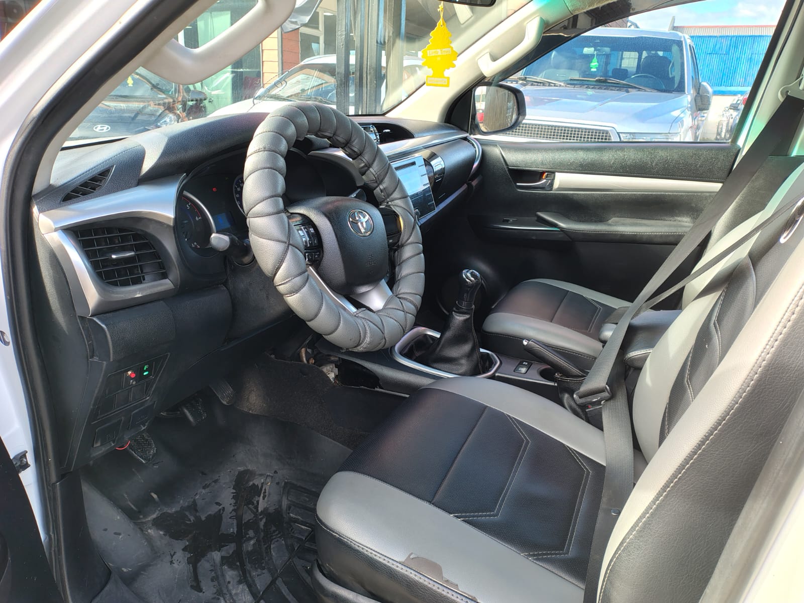 2018 Toyota HILUX SR 4X4 2.4, DIESEL - Imagen 8