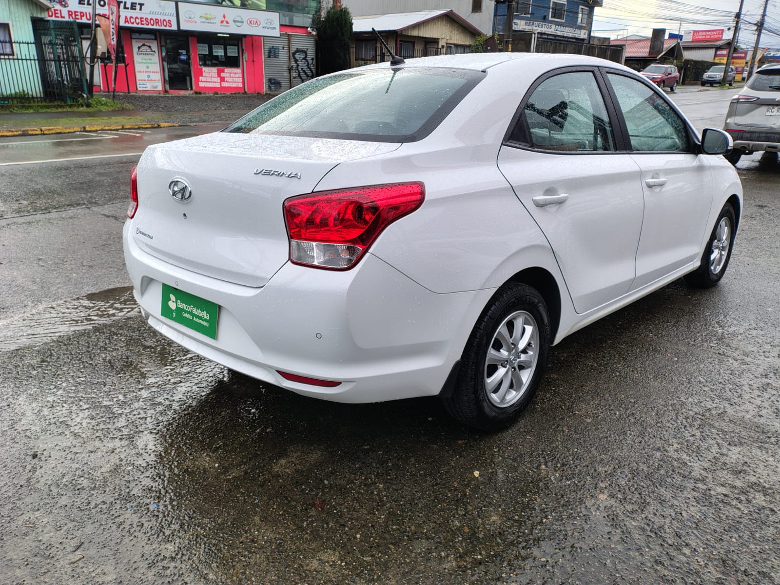2022 Hyundai BENCINA VERNA CB 1.4 AUT - Imagen 9