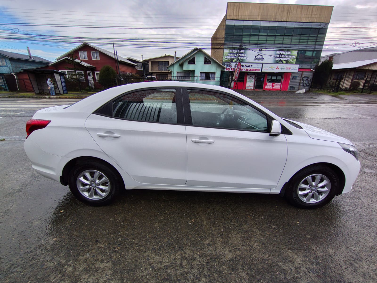 2022 Hyundai BENCINA VERNA CB 1.4 AUT - Imagen 10