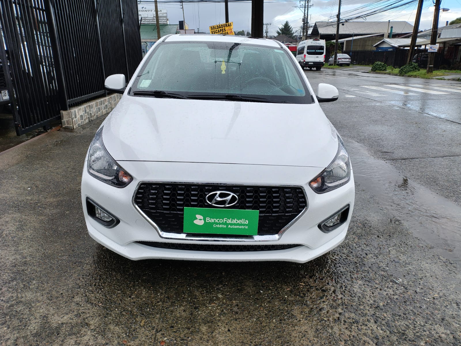 2022 Hyundai BENCINA VERNA CB 1.4 AUT - Imagen 13