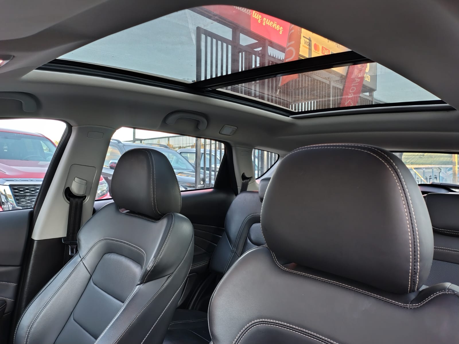 2023 JETOUR BENCINA X70 4X2 1.5 AUT - Imagen 14