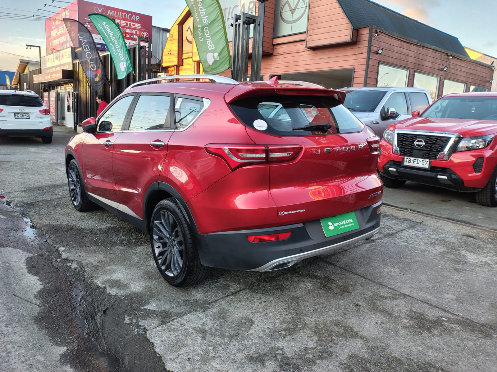 2023 JETOUR BENCINA X70 4X2 1.5 AUT - Imagen 3