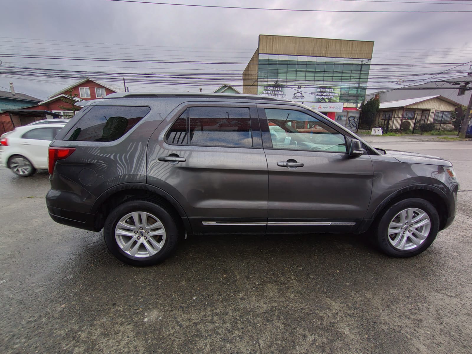2019 Ford BENCINA EXPLORER XLT 4X4 3.5 AUT - Imagen 7