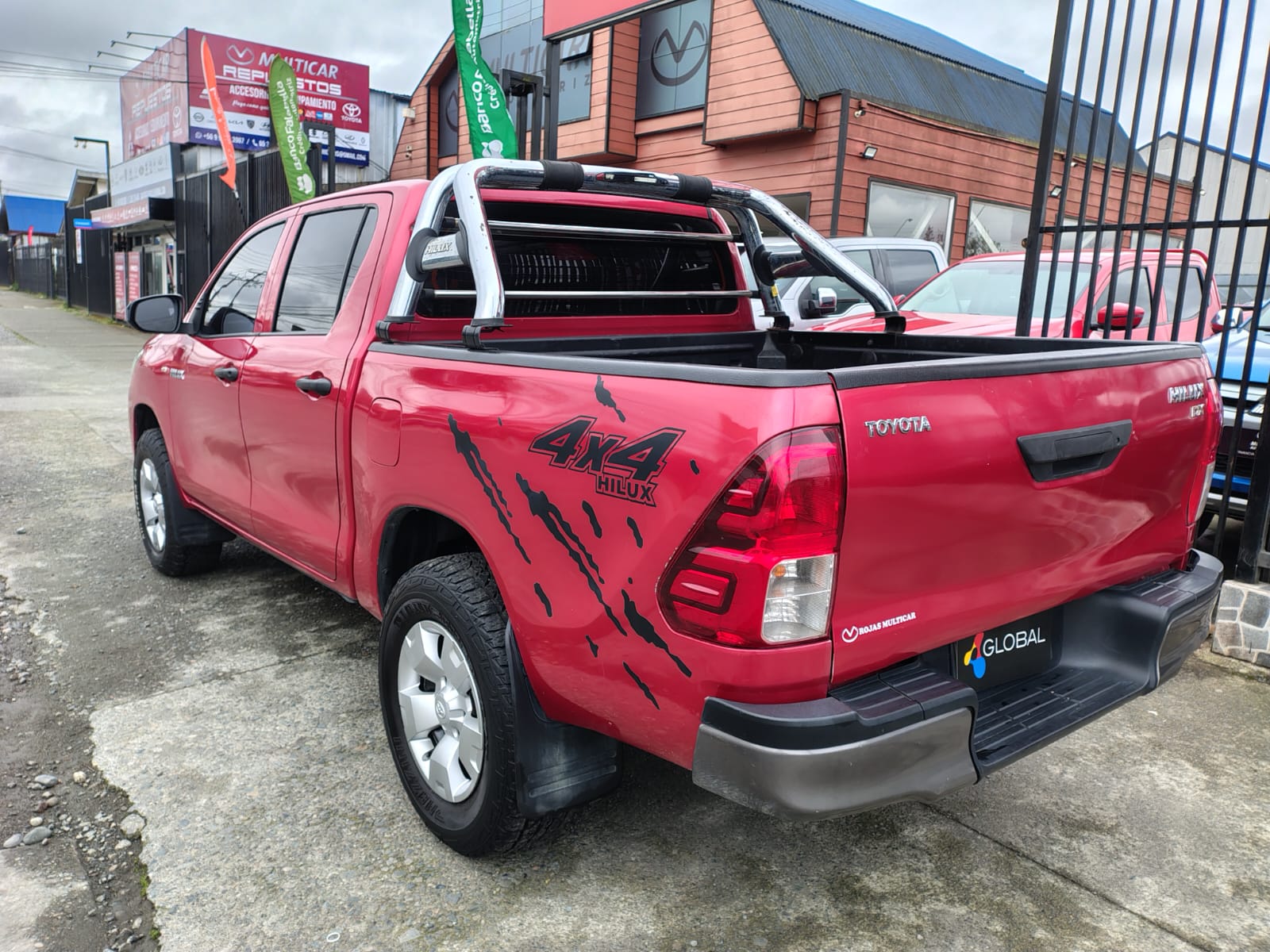 2017 Toyota DIESEL HILUX D CAB 4X4 2.4 - Imagen 11