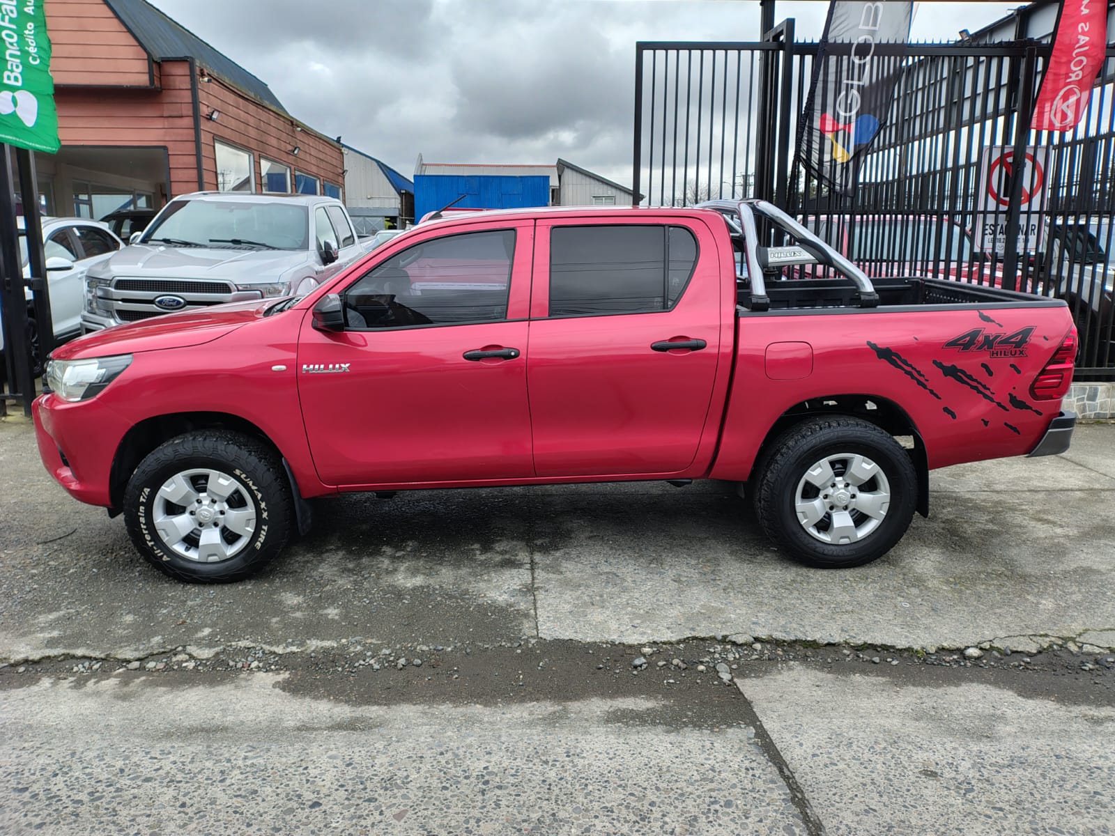 2017 Toyota DIESEL HILUX D CAB 4X4 2.4 - Imagen 9