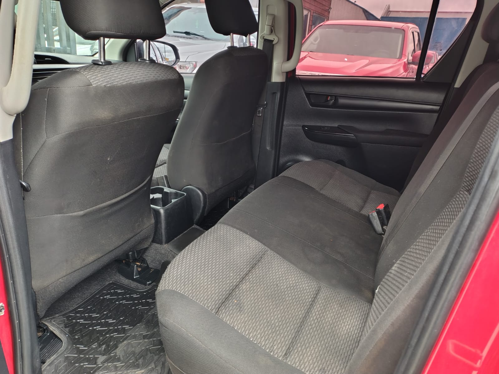 2017 Toyota DIESEL HILUX D CAB 4X4 2.4 - Imagen 6