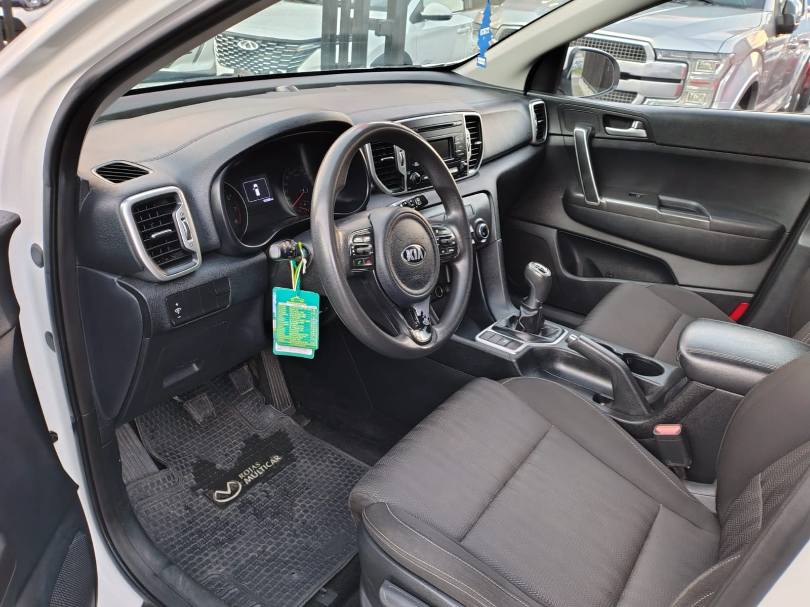 2017 KIA SPORTAGE LX 2.0 BENCINA - Imagen 4