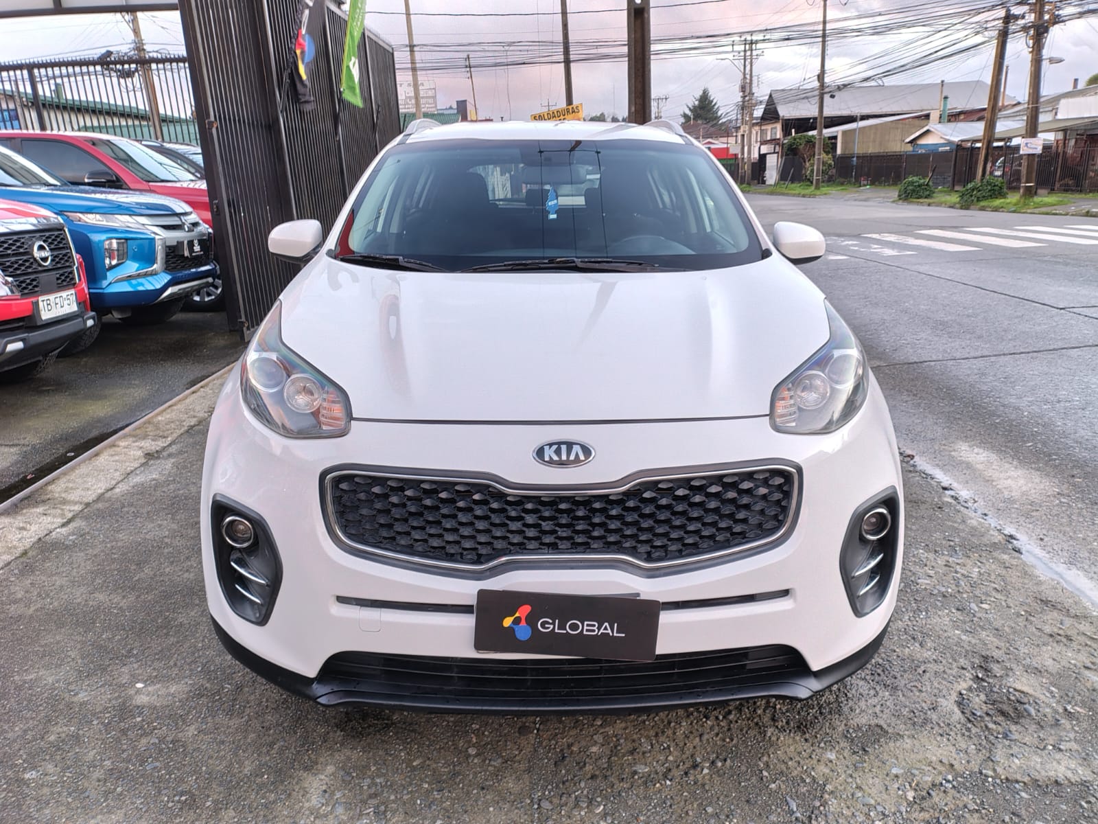 2017 KIA SPORTAGE LX 2.0 BENCINA - Imagen 11