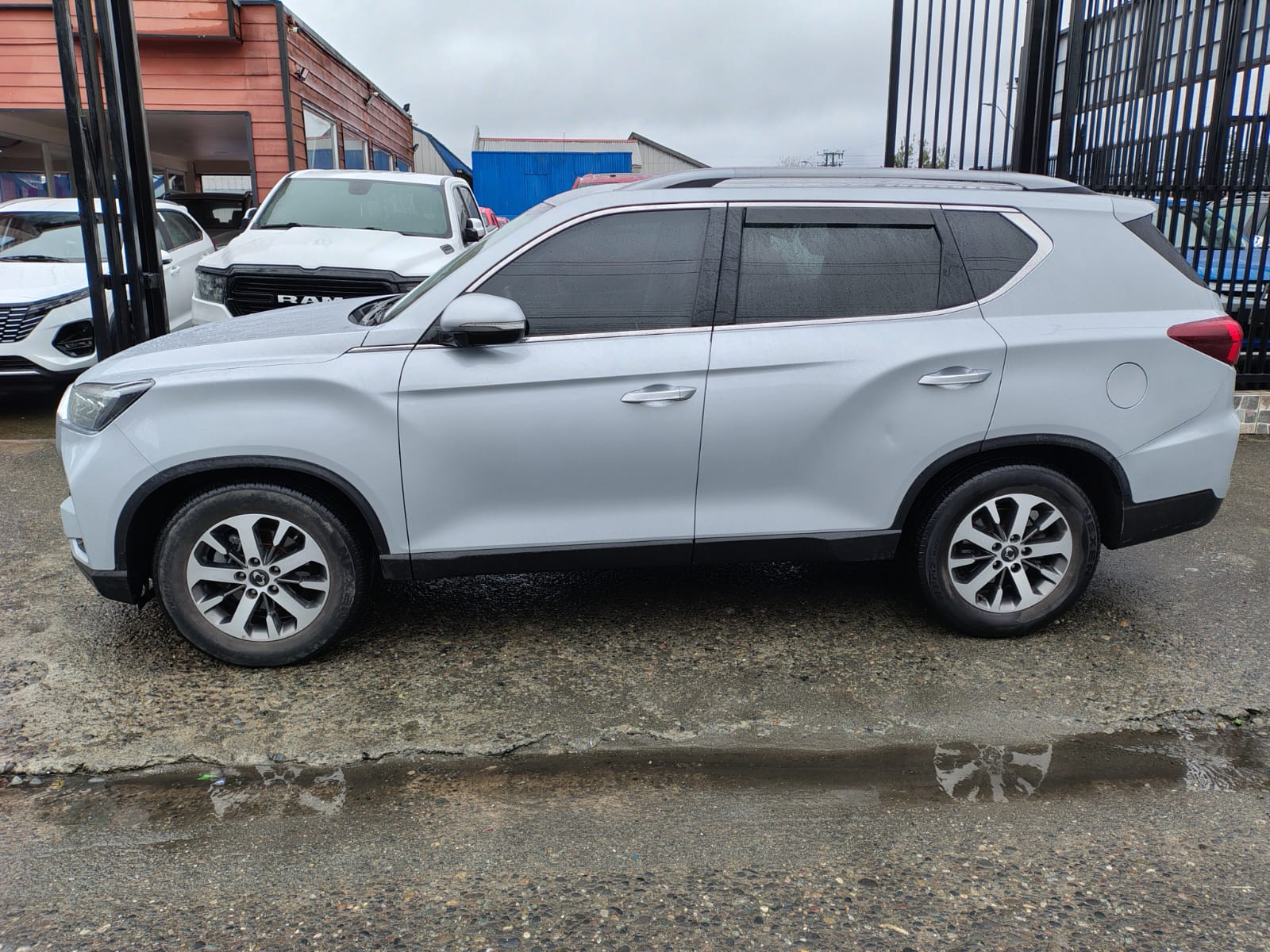 2022 Ssangyong DIESEL NEW REXTON 4X4 2.2 AUT - Imagen 5
