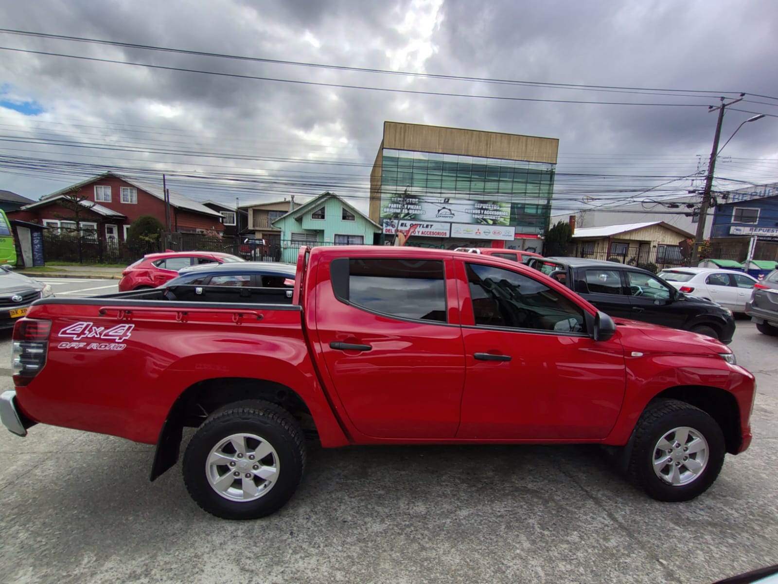 2022 Mitsubishi DIESEL L200 KATANA CRM 4X4 2.4 - Imagen 9