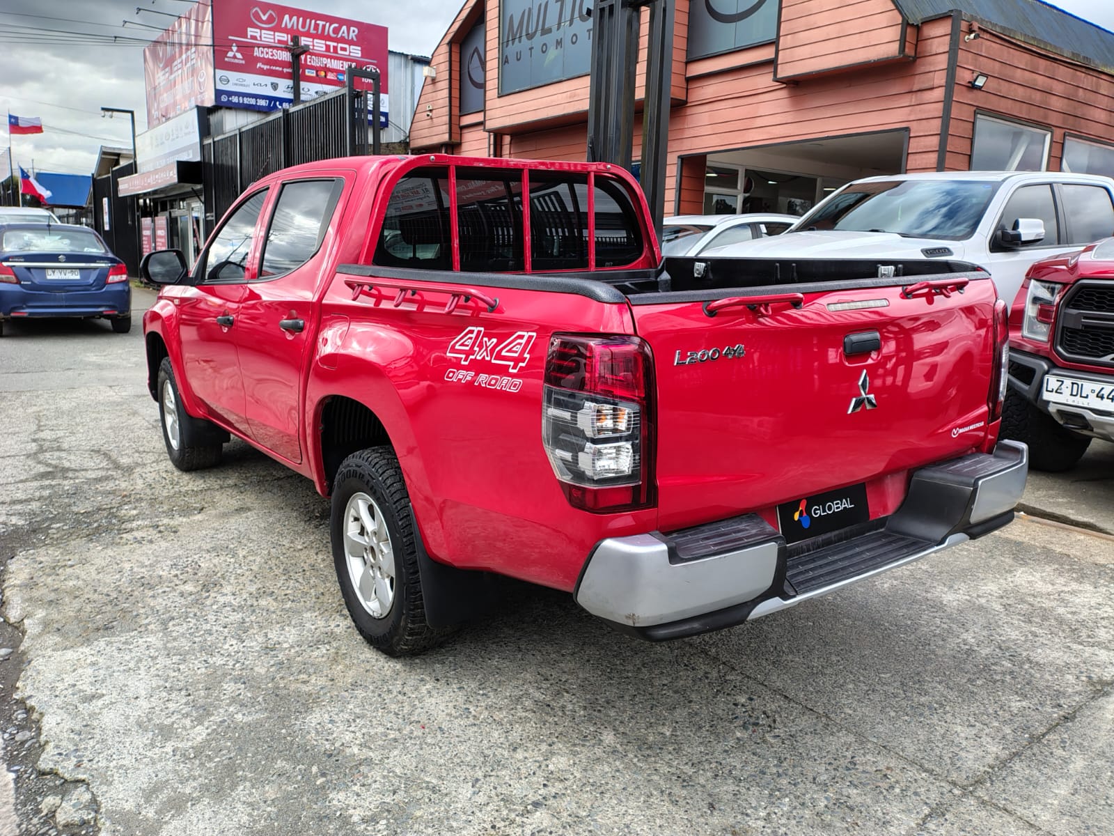 2022 Mitsubishi DIESEL L200 KATANA CRM 4X4 2.4 - Imagen 11