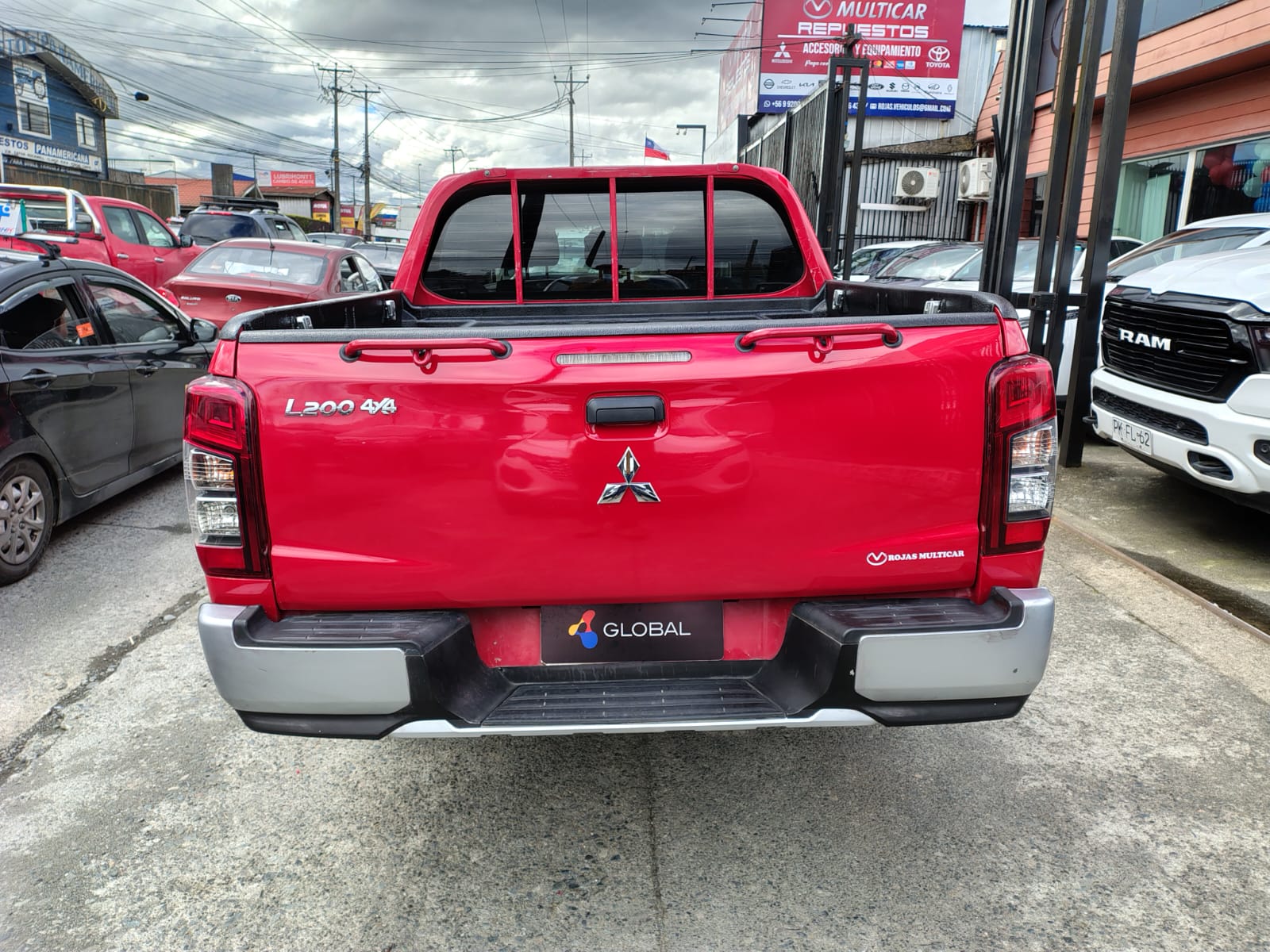 2022 Mitsubishi DIESEL L200 KATANA CRM 4X4 2.4 - Imagen 13