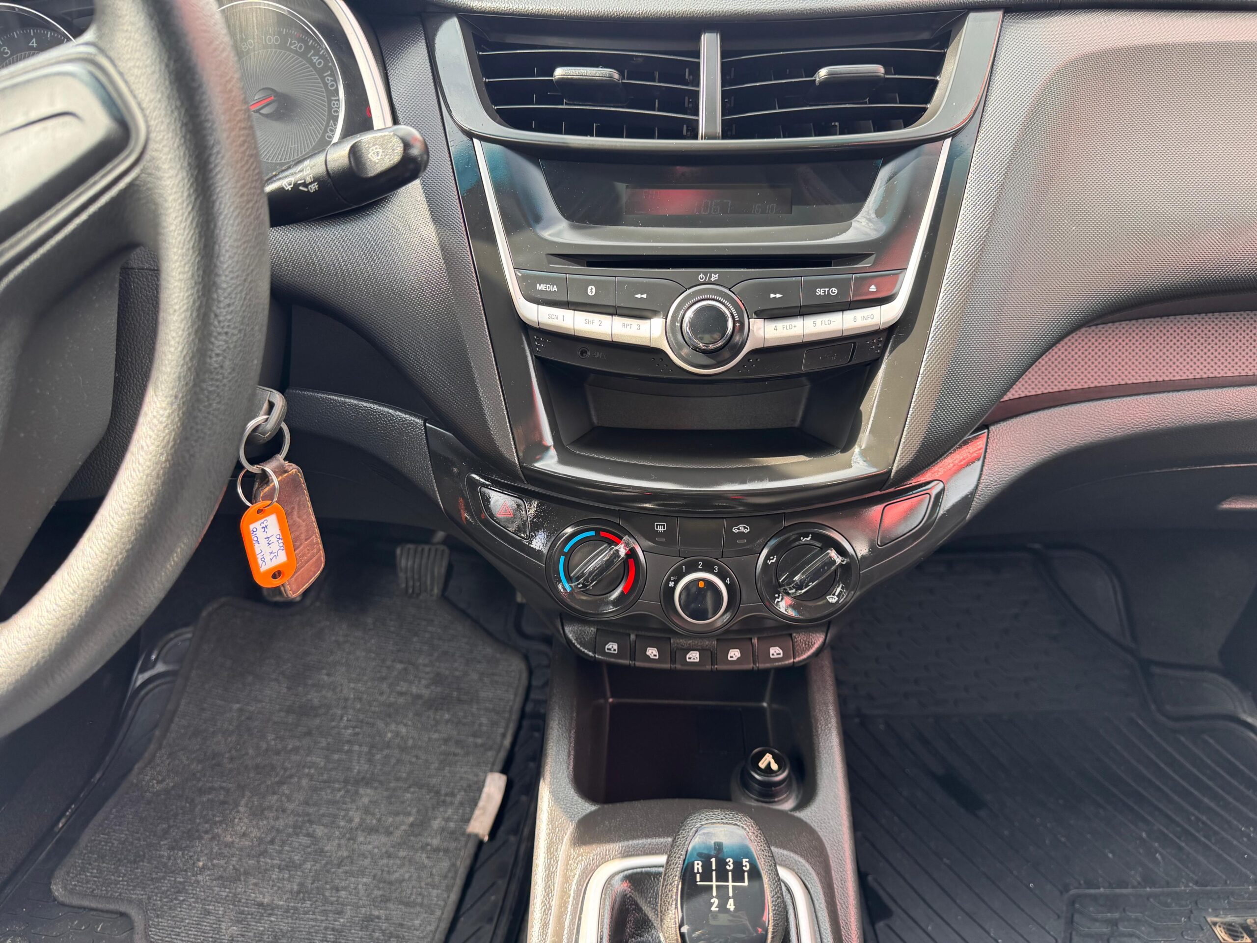 2018 CHEVROLET SAIL 1.5 - Imagen 5