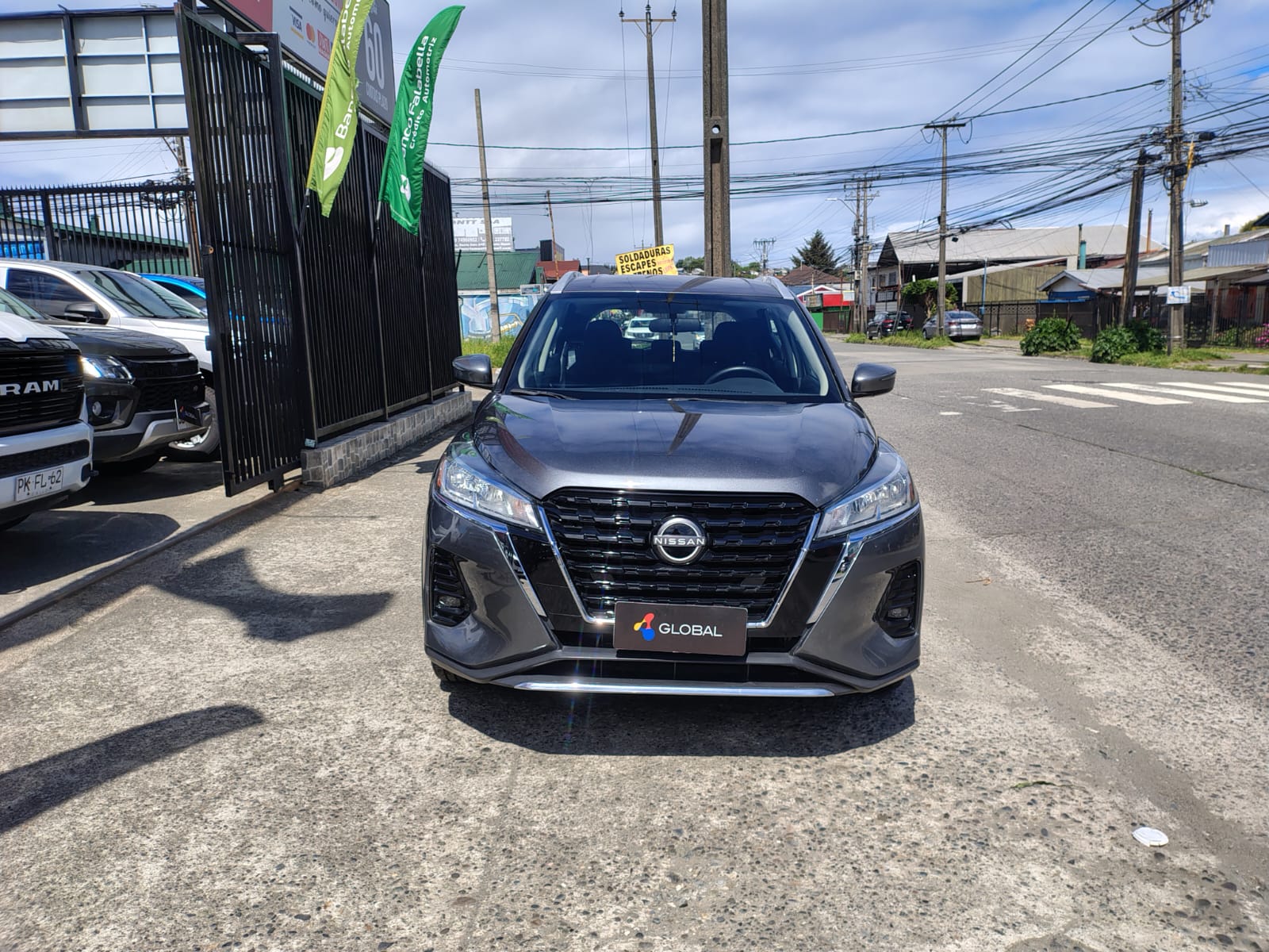 2023 NISSAN KICKS 1.6 - Imagen 2